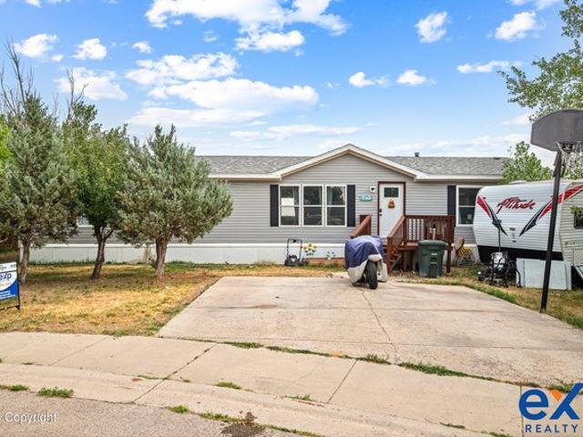 House for sale in Northland Village Mobile Home Park Subdivision, Gillette