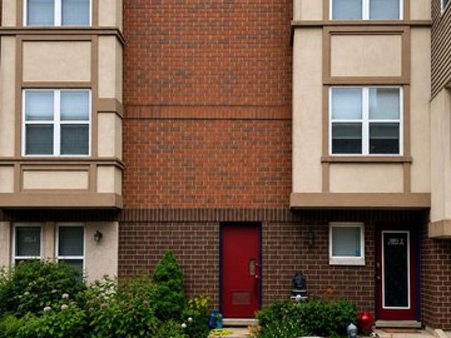 Townhouse for sale in Chicago, Cook County