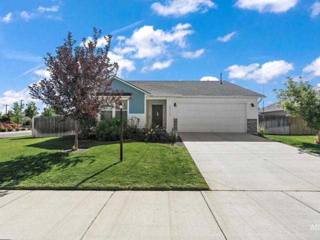 House for sale in Caldwell
