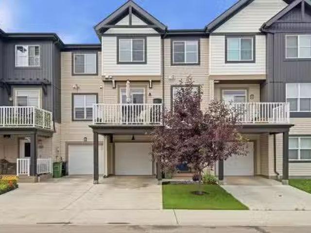 House for sale in Wedgewood, Alberta