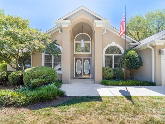House for sale in Cornelius, Mecklenburg County