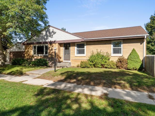House for sale in Two Rivers, Manitowoc County