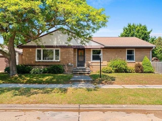 House for sale in Two Rivers, Manitowoc County