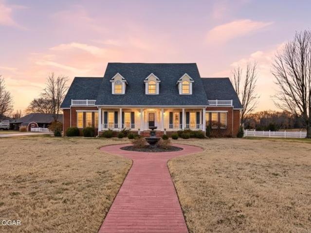 House for sale in Carthage, Missouri