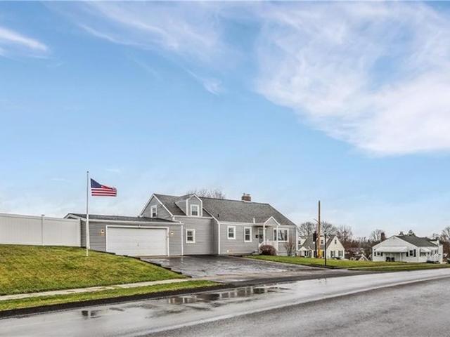 House for sale in Beaver, Pennsylvania