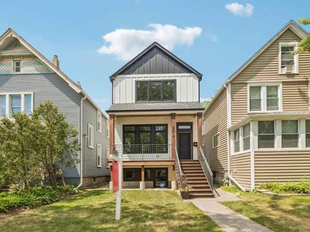 House for sale in Evanston, Illinois