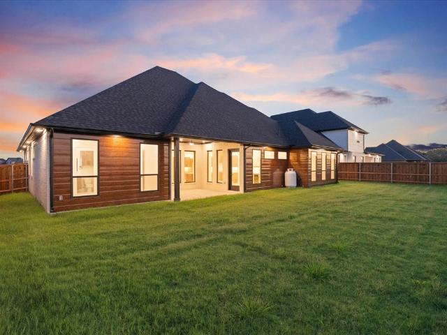 House for sale in Pottsboro, Texas