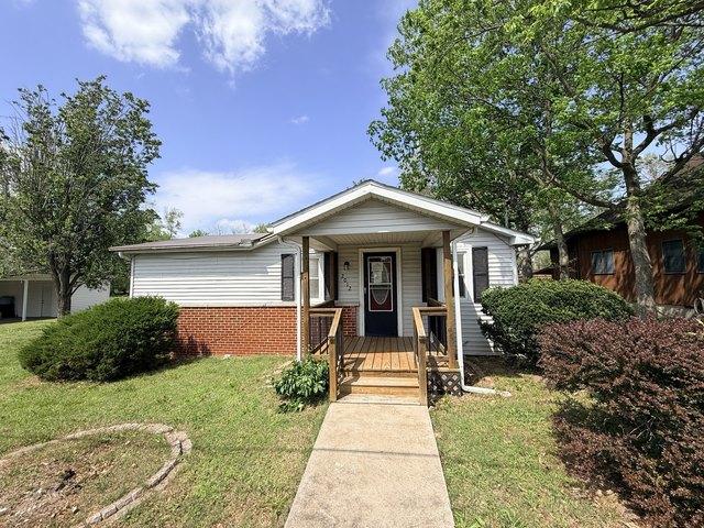 House for sale in Murphysboro, Illinois