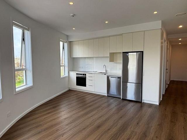 Apartment for rent in Waterview, Albert-Eden