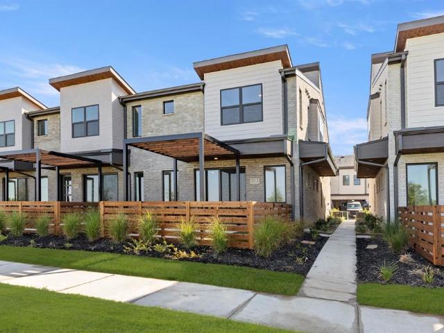 Townhouse for sale in Celina, Texas