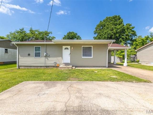 House for sale in Poplar Bluff, Missouri