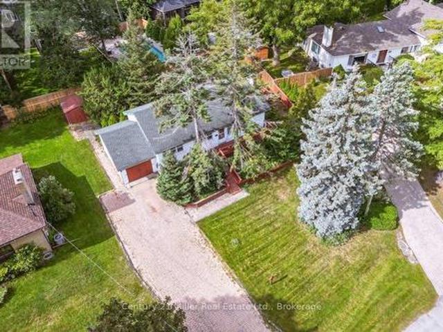 House for sale in Oakville, Ontario