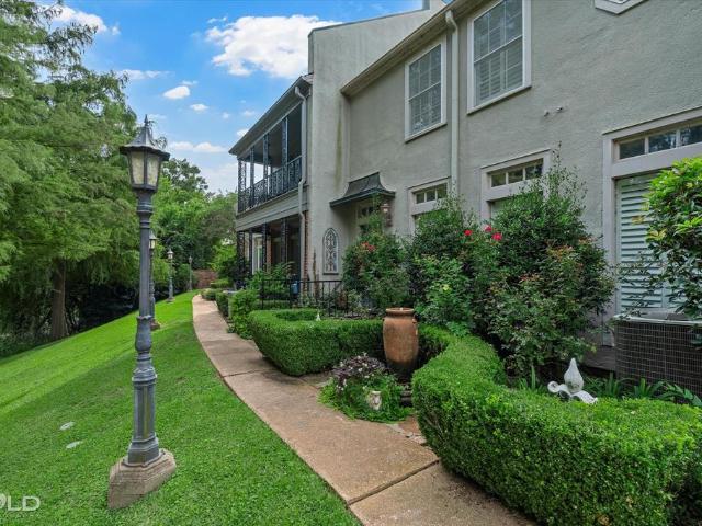 Townhouse for sale in Keithville, Louisiana