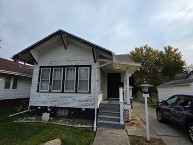 House for sale in Davenport, Scott County