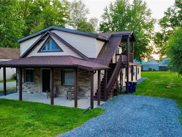 House for sale in Oneida, New York