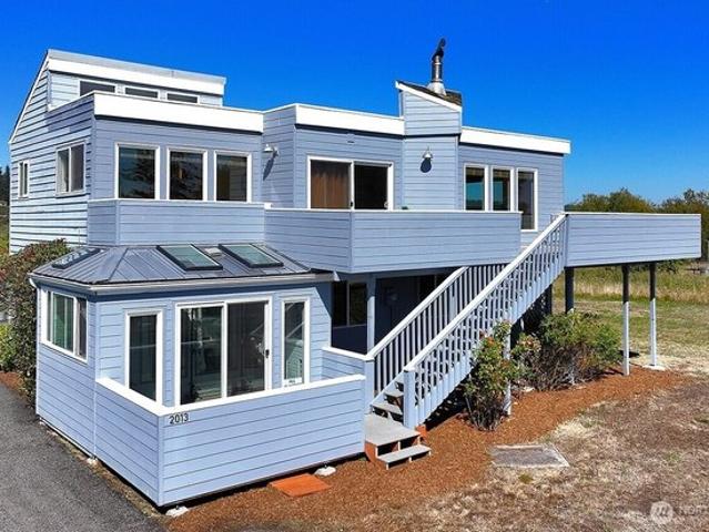 House for sale in Freeland, Island County