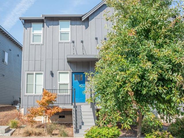 Townhouse for sale in Oregonia
