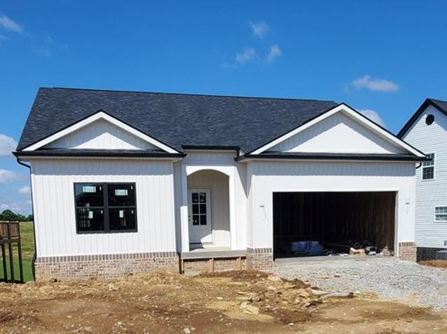 House for sale in Lawrenceburg, Kentucky