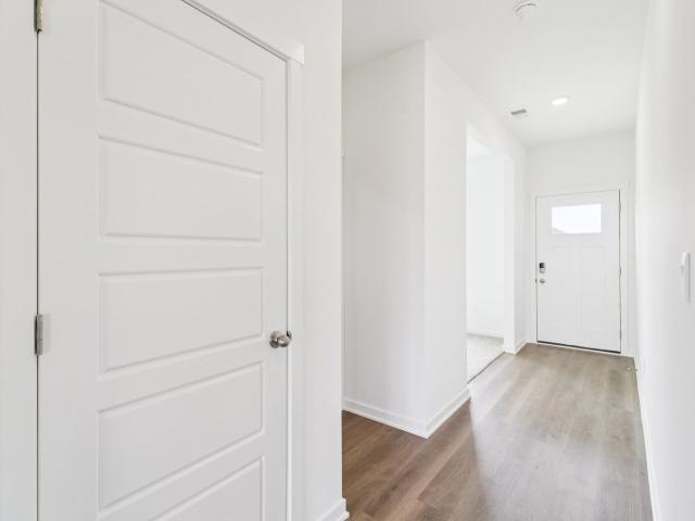 House for sale in Mchenry, Illinois