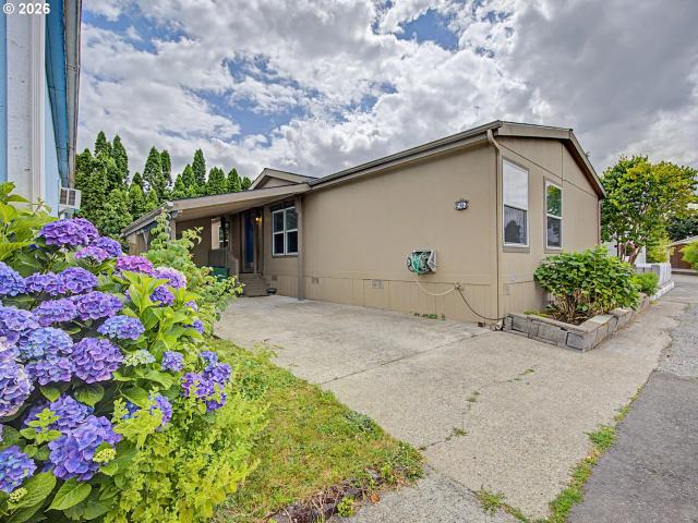 House for sale in Oregonia