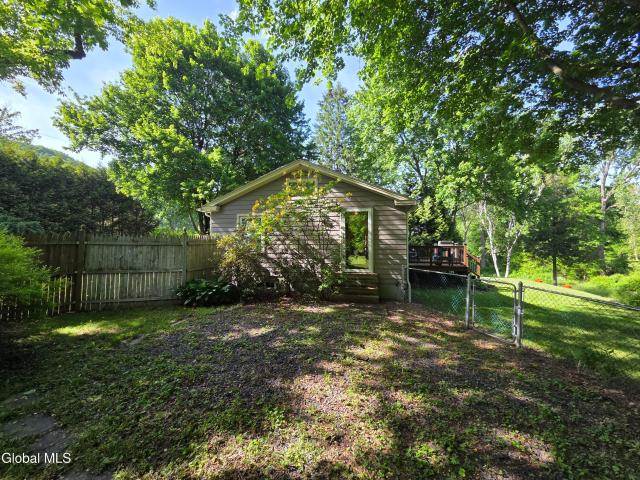 House for sale in Grafton, New York