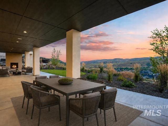 House for sale in Eagle, Idaho