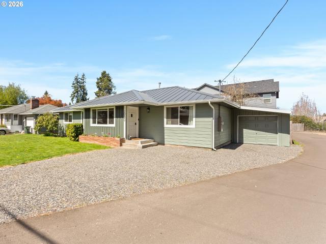 House for sale in Oregonia