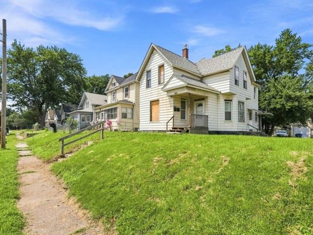 House for sale in Davenport, Iowa