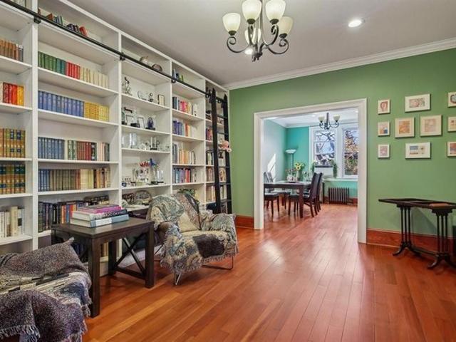House for sale in Hudson, New Jersey
