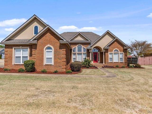 House for sale in Elmore, Alabama