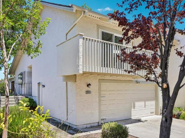 Townhouse for sale in Cupertino, California