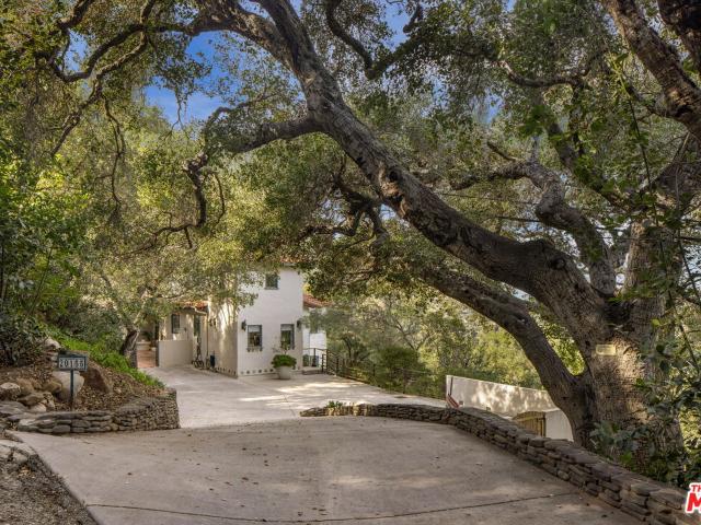Property for sale in Topanga, California