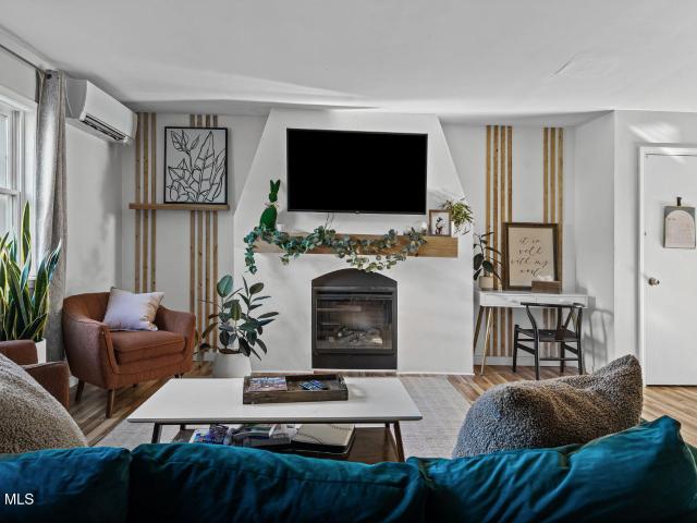 House for sale in Saratoga, New York