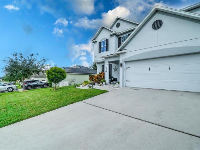 House for sale in Dundee, Florida