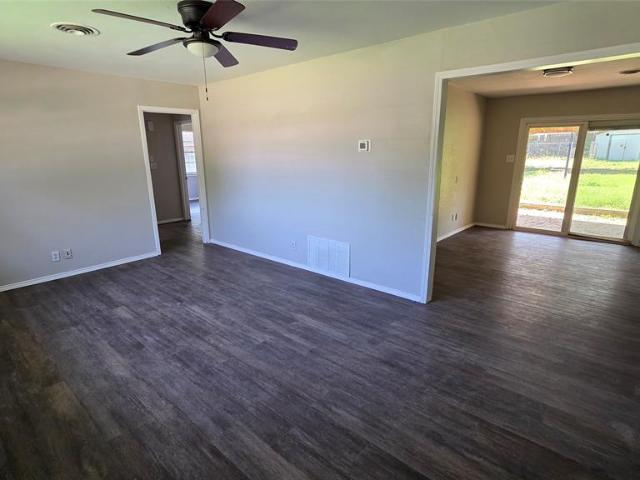 House for sale in Denison, Grayson County