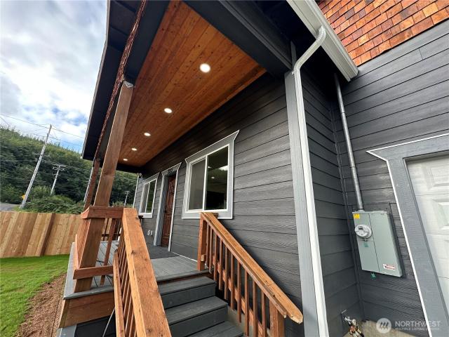 House for sale in Aberdeen, Washington