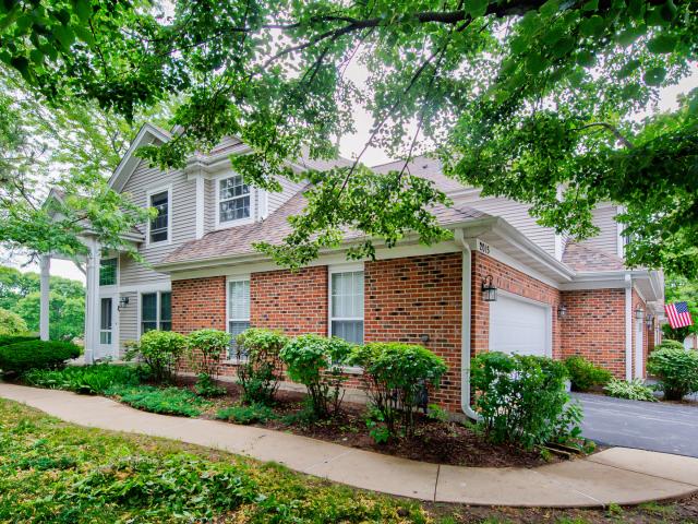 Townhouse for sale in Arlington Heights