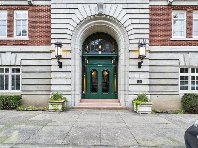 Condo for sale in Oregonia