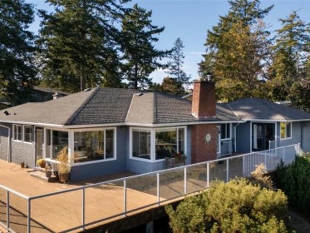 House for sale in Gordon Head, Saanich