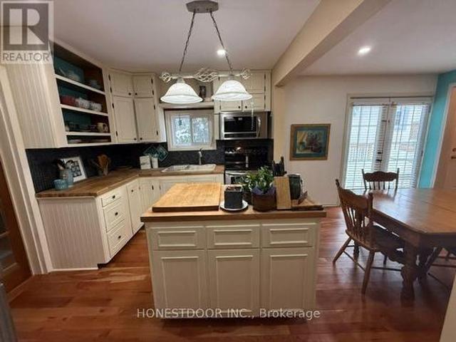 House for sale in Oro-medonte, Ontario