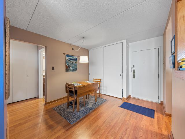 Condo for sale in Lombard, Illinois