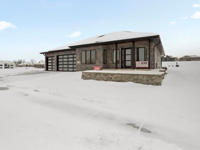 House for sale in Cottage Grove, Wisconsin
