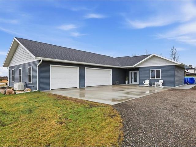 House for sale in Becker, Minnesota