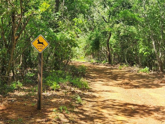 House for sale in Lindale