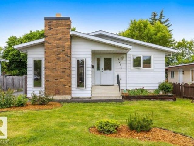 House for sale in Wedgewood, Alberta