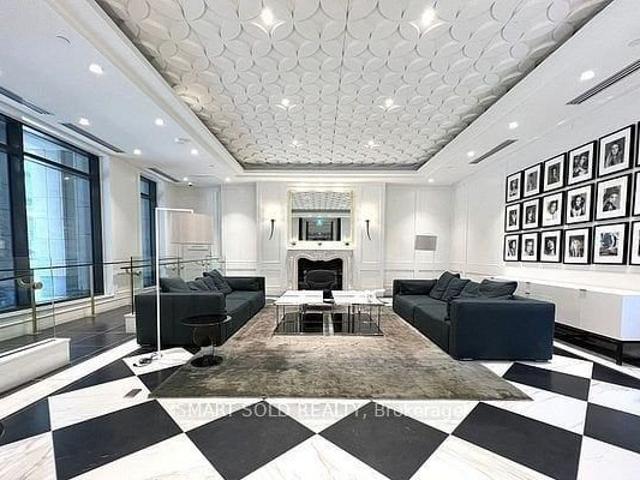 House for rent in Toronto Centre, Toronto