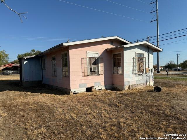 House for sale in Jourdanton, Texas