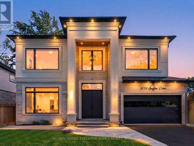 House for sale in Bronte, Oakville