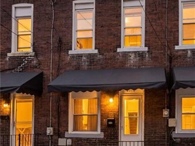 House for sale in Pittsburg, Pennsylvania