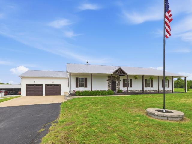 House for sale in Seneca, Missouri